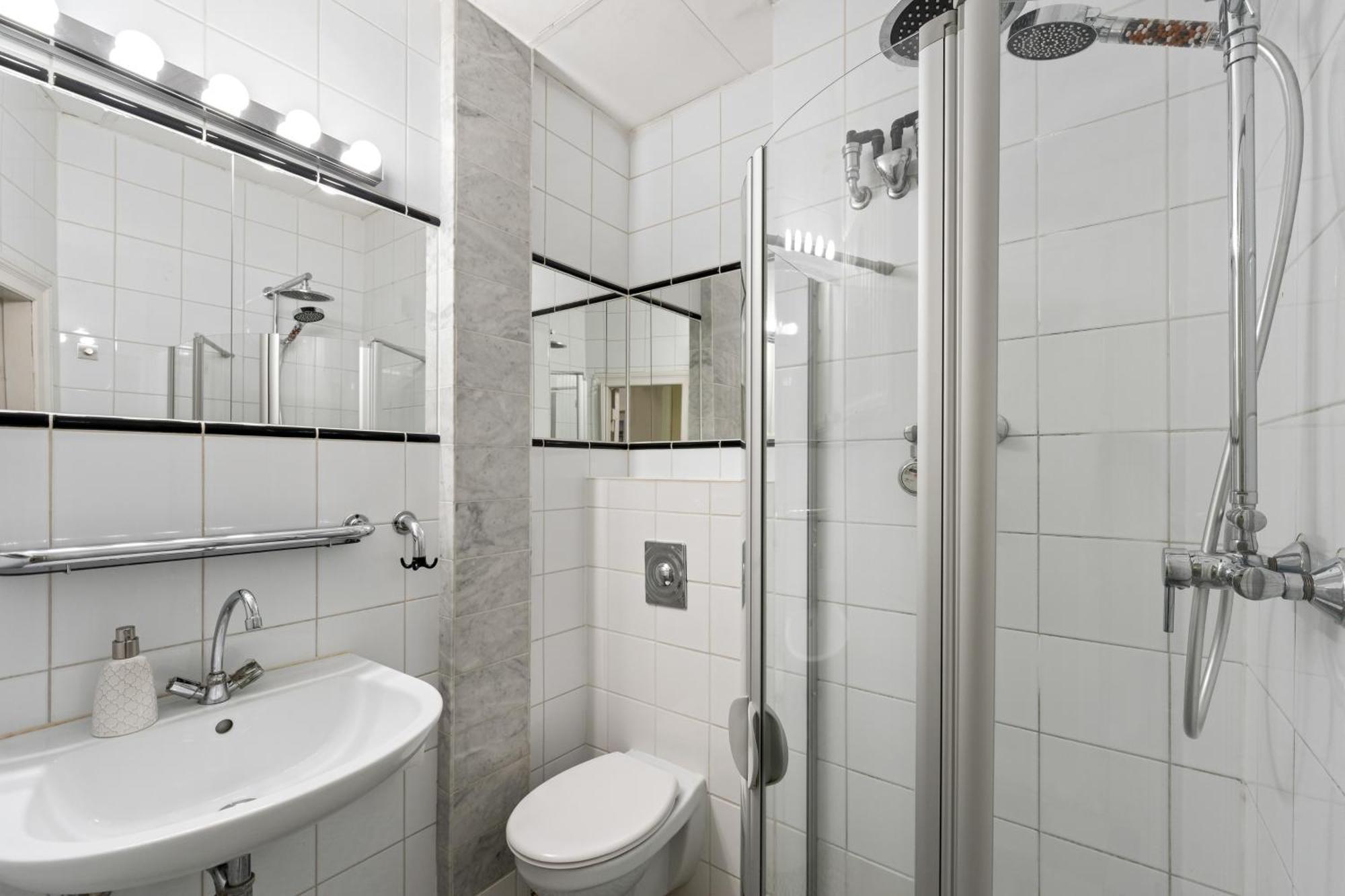 The Gleditsch - Perl In Schoeneberg Up To 4 Ppl Berlim Exterior foto